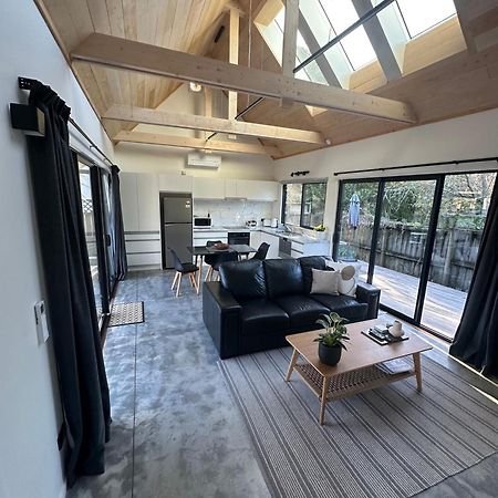 Modern Two Bedroom Oasis Whangamata Exterior foto