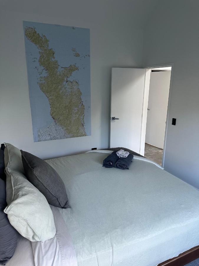 Modern Two Bedroom Oasis Whangamata Exterior foto