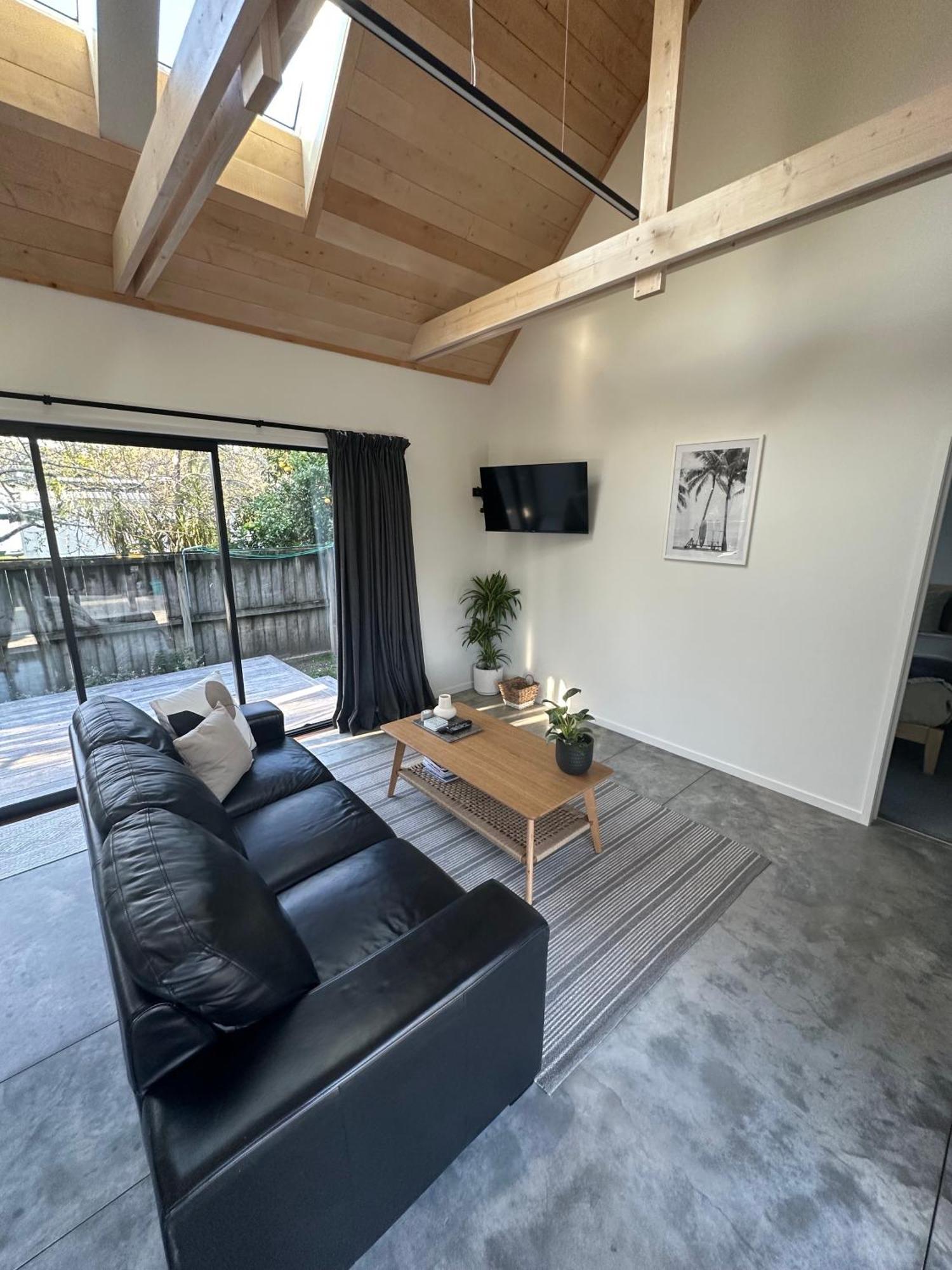 Modern Two Bedroom Oasis Whangamata Exterior foto